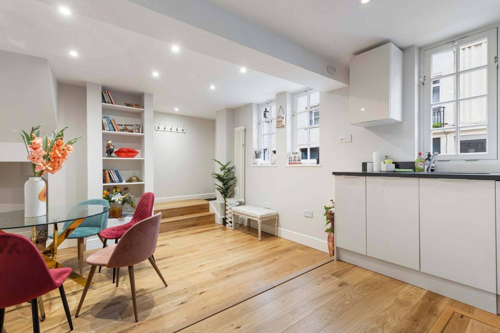 Family Mews Next To Hyde Park Villa ลอนดอน ภายนอก รูปภาพ