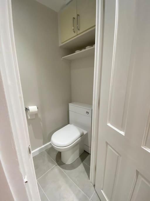 Family Mews Next To Hyde Park Villa ลอนดอน ภายนอก รูปภาพ